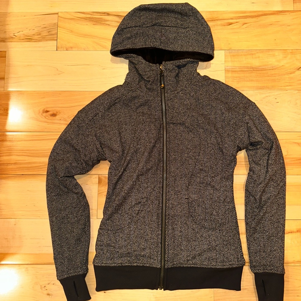 Lululemon Athletica Black and Gray Patterned Scuba Jacket Reversible